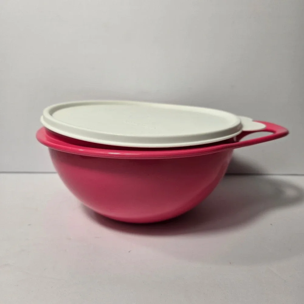 Tupperware Thatsa Jr Mixing Bowl 1.4L 6 Cup Pink with White Lid 3056E-4